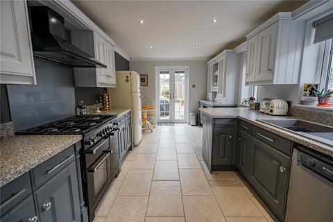 3 Strawberry Hill, Waltham, Grimsby, DN37 0UY