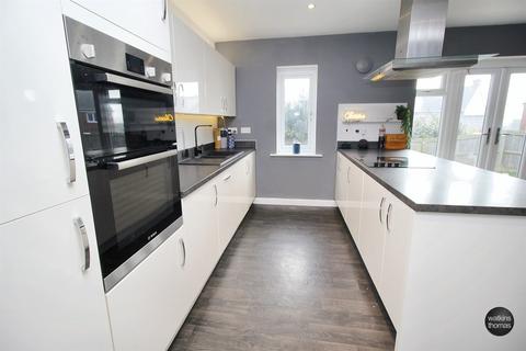 5 Blackcap Drive, Holmer, Hereford, HR4 9WE