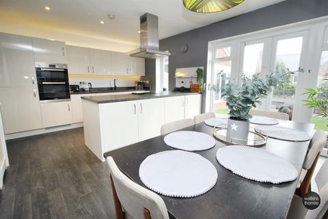 5 Blackcap Drive, Holmer, Hereford, HR4 9WE