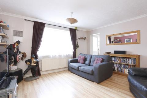 2 bedroom apartment to rent, High Wycombe HP12