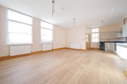 2 bedroom apartment for sale, High Street, Bushey, Hertfordshire