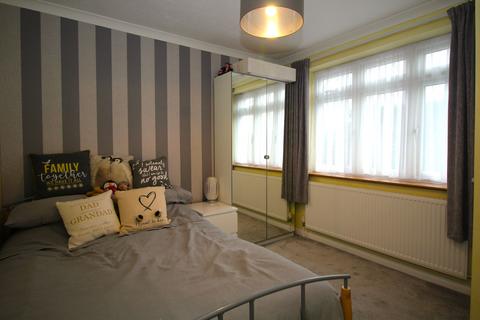 38 Stoke Road, Rainham, RM13 9SF