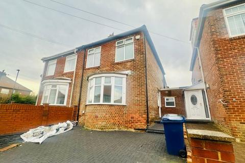 3 bedroom semi-detached house to rent, Hadrian Road, Newcastle upon Tyne NE4