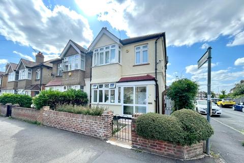 54 Helen Avenue, Feltham, TW14 9LB