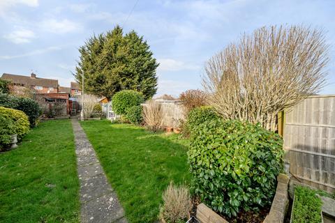 17 Beech Avenue, Swanley, BR8 8AU