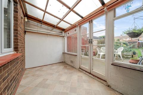 17 Beech Avenue, Swanley, BR8 8AU