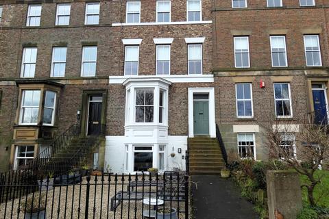 2 bedroom apartment for sale, Priors Terrace, Tynemouth