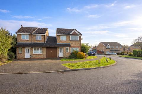 Robeson Way, Borehamwood