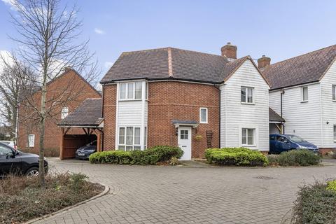 3 bedroom detached house for sale, Harry Saunders Lane, Ashford