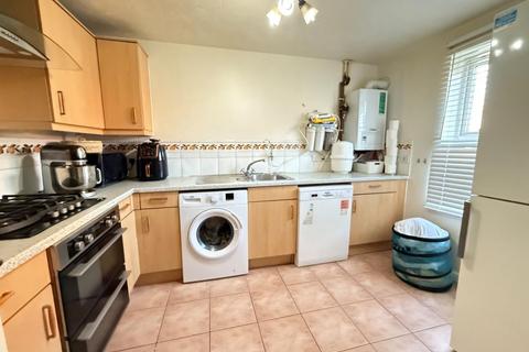 3 bedroom semi-detached house for sale, The Oaks, Northampton NN4