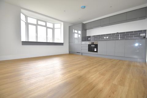 2 bedroom flat to rent, Copnor Road, Portsmouth PO3