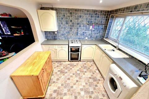 3 bedroom terraced house to rent, Braemar Drive, Birmingham B23