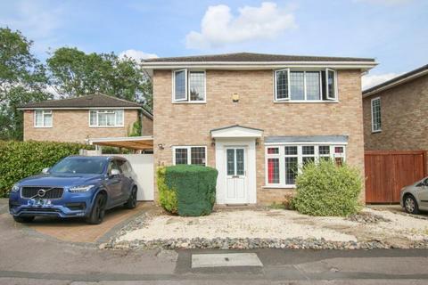 4 bedroom detached house to rent, Waterloo Crescent,  Wokingham,  RG40