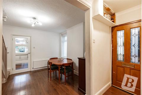 32 Cloverly Road, Ongar, CM5 9BY