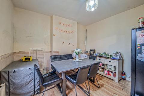 3 bedroom end of terrace house for sale, Stornoway Road, Southend-on-Sea SS2