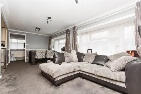 1 bedroom park home for sale, Bonehurst Road, Horley, Surrey