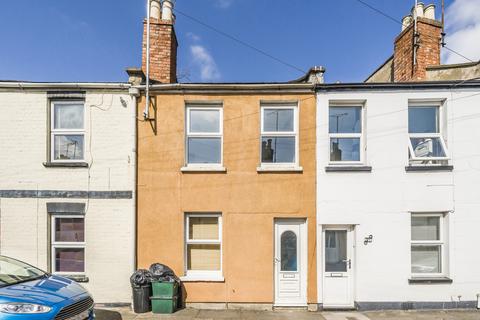 2 bedroom terraced house to rent, Bloomsbury Street, Gloucestershire GL51