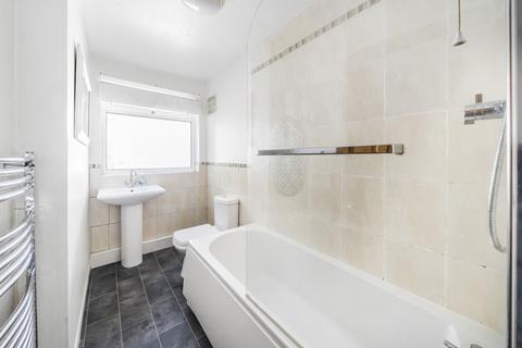 2 bedroom terraced house to rent, Bloomsbury Street, Gloucestershire GL51