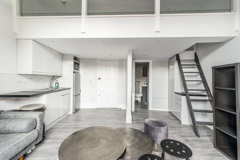 Studio for sale, Old Brompton Road, Earls Court, London, SW5