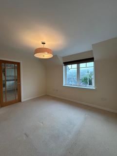 2 bedroom flat to rent, Jubilee Place, Pitlochry PH16