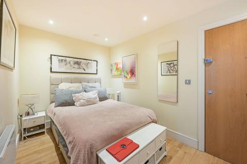 Studio for sale, Indescon Square, Canary Wharf, London, E14