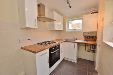 2 bedroom terraced house to rent, Glenfield Road, Dover, CT16 2AL