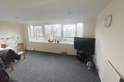 3 bedroom flat for sale, Keith Court, Glenrothes KY6