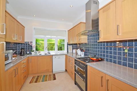 4 bedroom semi-detached house for sale, Ellesmere Road, Weybridge, Surrey, KT13