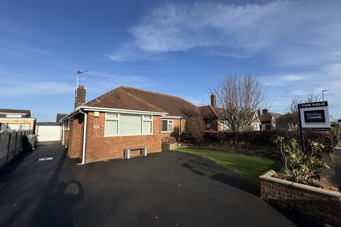 3 bedroom semi-detached bungalow for sale, Garstang Road West, Poulton-le-Fylde FY6