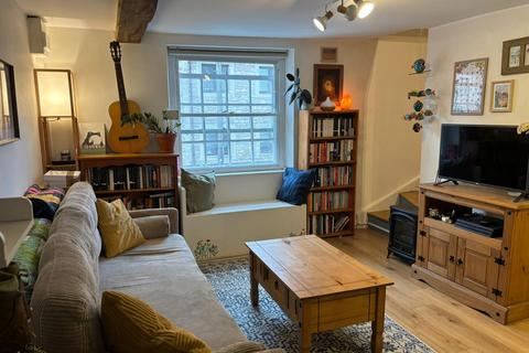 1 bedroom flat for sale, St Thomas Street, Wells, BA5
