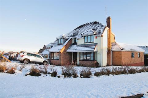 6 bedroom detached house for sale, Willotts Hill Road, Newcastle, Staffs