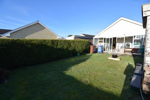 3 bedroom detached bungalow for sale, Cefn Y Gader, Morfa Bychan