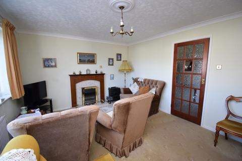 3 bedroom detached bungalow for sale, Cefn Y Gader, Morfa Bychan