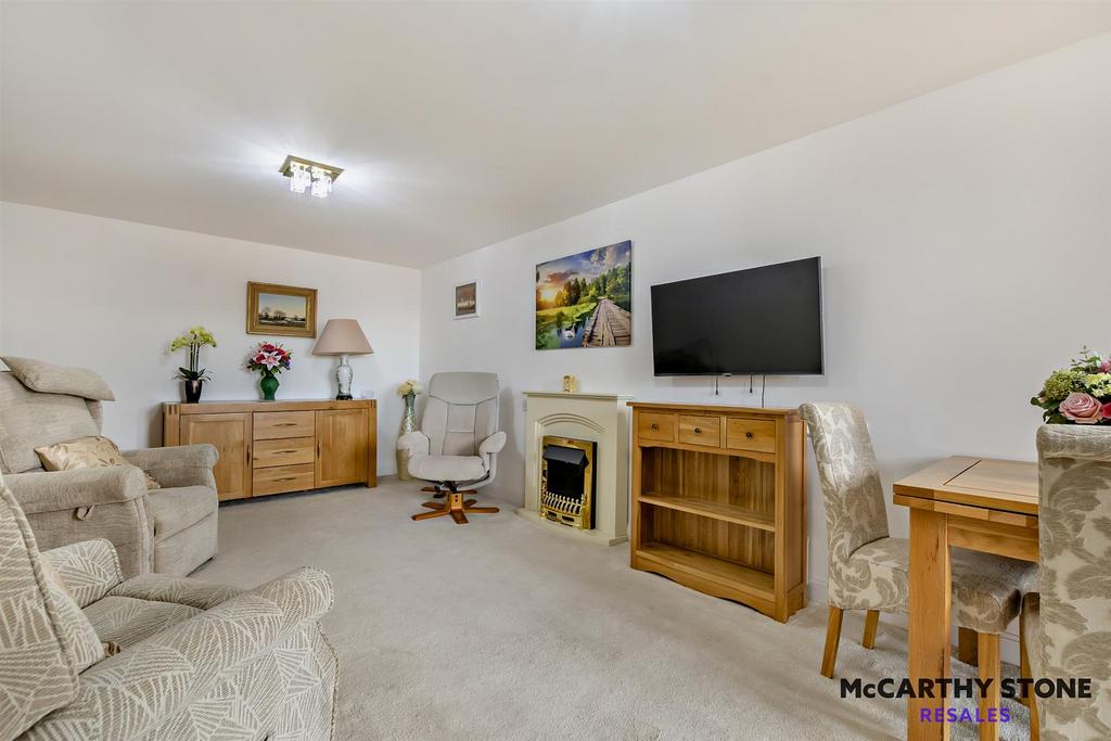 8629198-interior12-800.jpg