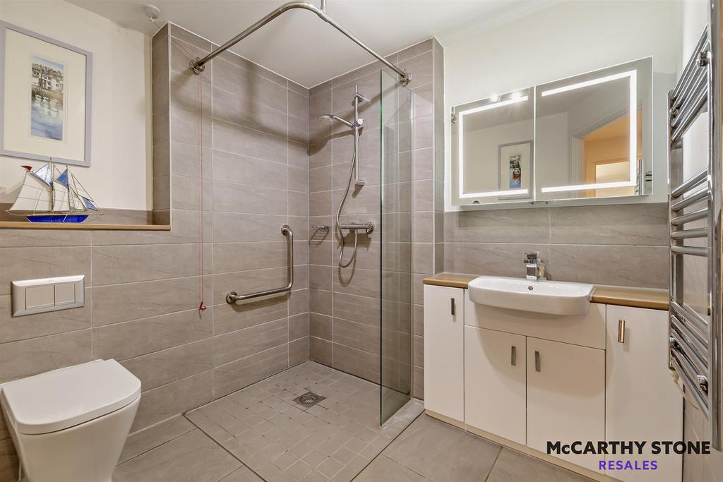 8629198-interior16-800.jpg