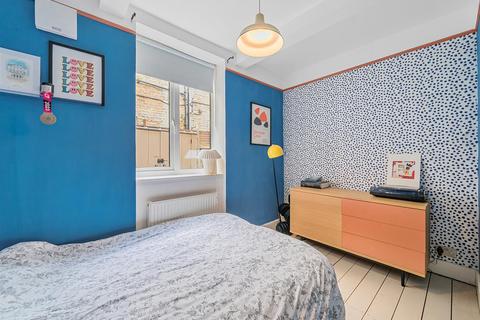 2 bedroom flat for sale, Kilburn Lane, London,W10