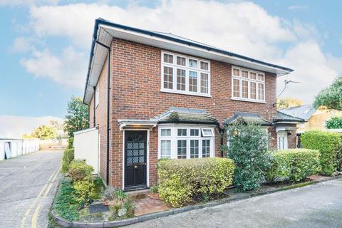 1 bedroom maisonette for sale, Wimbledon Park Side, London SW19