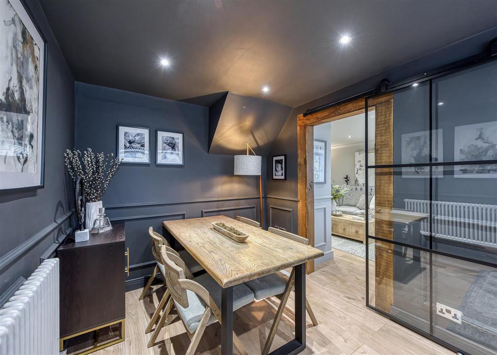 3 Ashley Gardens-dining2.jpg