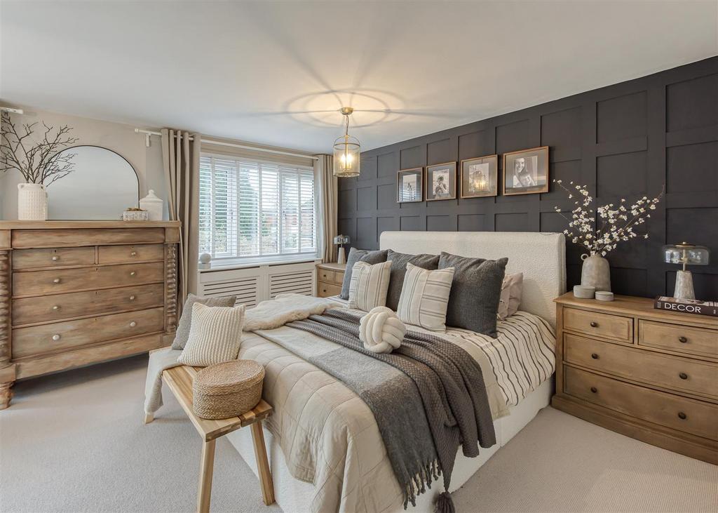 3 Ashley Gardens-bed1a.jpg