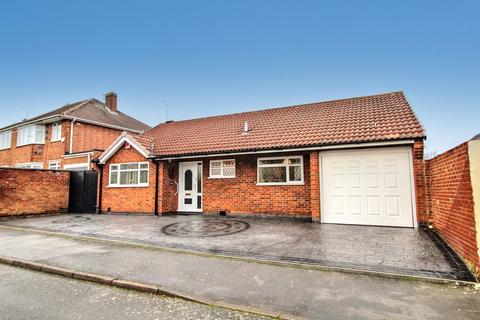 2 bedroom detached bungalow for sale, Kingsway North, Leicester LE3