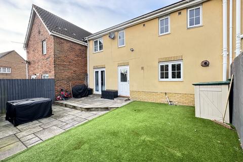 3 bedroom terraced house for sale, Clos Celyn, Barry