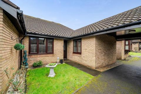 2 bedroom terraced bungalow for sale, Meridian Court, Singleton TN23