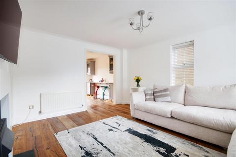 24 Albert Gardens, Church Langley, Harlow, CM17 9QF