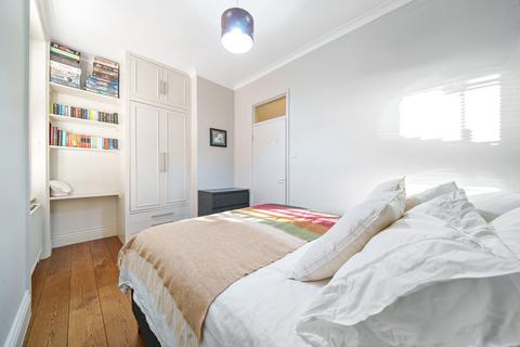 2 bedroom apartment for sale, Woodville Gardens, Ealing, London