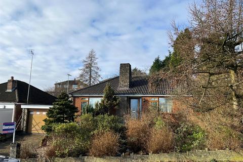 3 bedroom detached bungalow for sale, Kingsley Close, Ashton-Under-Lyne OL6