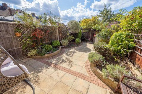 3 bedroom end of terrace house for sale, Farrier Place, Sutton