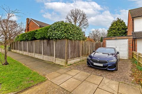 3 bedroom detached house for sale, St. Vincent Drive, St. Albans