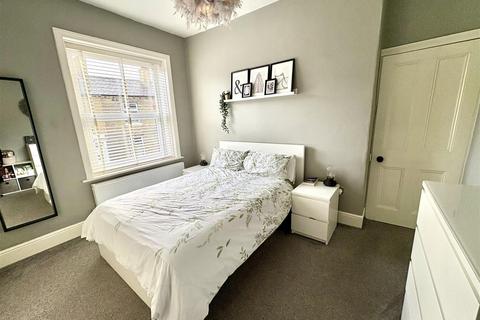 3 bedroom house for sale, Gordon Street, Elland