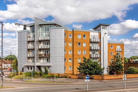 1 bedroom flat to rent, Tuns Lane, Slough SL1