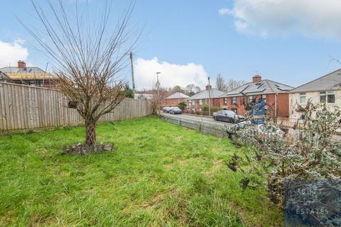 154 Briar Crescent, Exeter, EX2 6DS